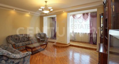 Купить квартиру 3-х комнатную, 112 кв. м. Фотография №1 Продам квартиру 3-х комнатную с общей площадью 112м2, 2/6 эт., на улице Большевистская ул, г. Саранск, Мордовия респ., Россия, агентство CENTURY 21 Россия. Фотография №1