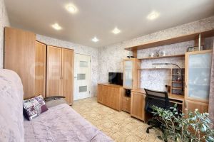 Продам квартиру 2-х комнатную с общей площадью 52.4м2, 5/5 эт., на улице Эгерский б-р, г. Чебоксары, Чувашия респ., Россия, агентство CENTURY 21 Россия Продам квартиру 2-х комнатную с общей площадью 52.4м2, 5/5 эт., на улице Эгерский б-р, г. Чебоксары, Чувашия респ., Россия, агентство CENTURY 21 Россия