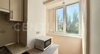 Купить 1 комнатную квартиру на улице Хузангая ул  34 г. Чебоксары. Фотография №4