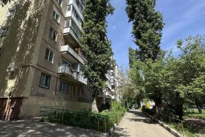 Продам квартиру 2-х комнатную с общей площадью 54м2, 6/9 эт., на улице Рахова, Октябрьский район, г. Саратов, Саратовская обл., Россия, агентство АН Империя Продам квартиру 2-х комнатную с общей площадью 54м2, 6/9 эт., на улице Рахова, Октябрьский район, г. Саратов, Саратовская обл., Россия, агентство АН Империя