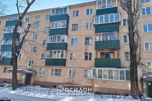 Продам квартиру 3-х комнатную с общей площадью 57.4м2, 3/5 эт., на улице Сумская, Сеймский район, г. Курск, Курская обл., Россия, агентство Эпсилон - недвижимость