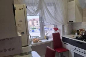 Продам квартиру 3-х комнатную с общей площадью 55м2, 5/5 эт., на улице Маяковского, Железнодорожный район, г. Курск, Курская обл., Россия, агентство Эпсилон - недвижимость