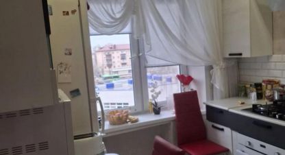 Продам квартиру 3-х комнатную с общей площадью 55м2, 5/5 эт., на улице Маяковского, Железнодорожный район, г. Курск, Курская обл., Россия, агентство Эпсилон - недвижимость. Фотография №1