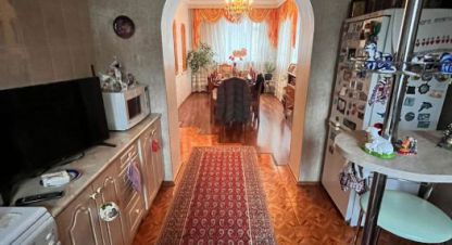 Купить дом 5-ти комнатную, 250 кв. м., Россия, г. Курск. Фотография №10
