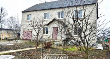 Купить коттедж/дачу 7-ти комнатную, 287 кв. м. Фотография №1 Продам коттедж/дачу 7-ти комнатную с общей площадью 287м2, на улице Средний 2-й пер, Железнодорожный район, г. Курск, Курская обл., Россия, агентство Эпсилон - недвижимость. Фотография №1