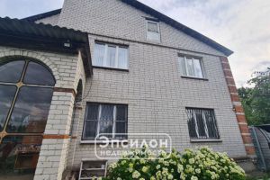 Продам дом 6-ти комнатный с общей площадью 254.3м2, на улице Киевская ул, Центральный район, г. Курск, Курская обл., Россия, агентство Эпсилон - недвижимость Продам дом 6-ти комнатный с общей площадью 254.3м2, на улице Киевская ул, Центральный район, г. Курск, Курская обл., Россия, агентство Эпсилон - недвижимость