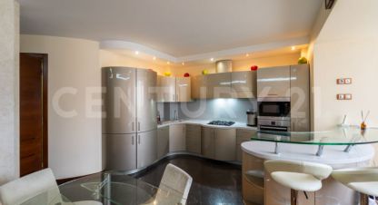 Купить квартиру 3-х комнатную, 130 кв. м., Россия, г. Липецк. Фотография №9