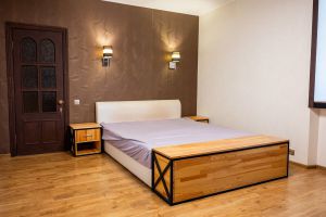Продам квартиру 2-х комнатную с общей площадью 61м2, 3/3 эт., на улице Вул  комарницького, Киевский район, г. Полтава , Полтавская обл., Украина, агентство АН "Галерея недвижимости"